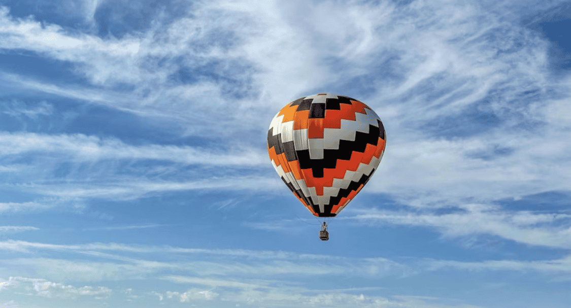 air balloon and cloudy sky